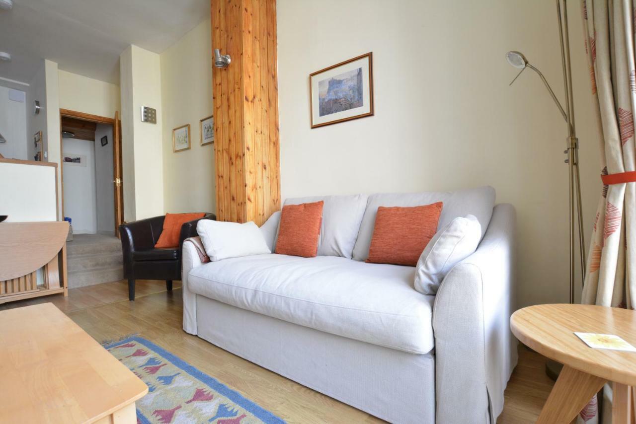Apartamento Old Town View - Picture Perfect! Edimburgo Exterior foto